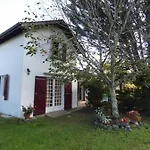 Holiday home Au Bourg Mezos