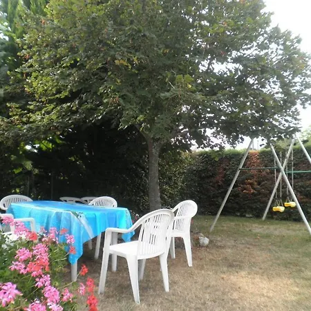 Holiday home Au Bourg Mezos